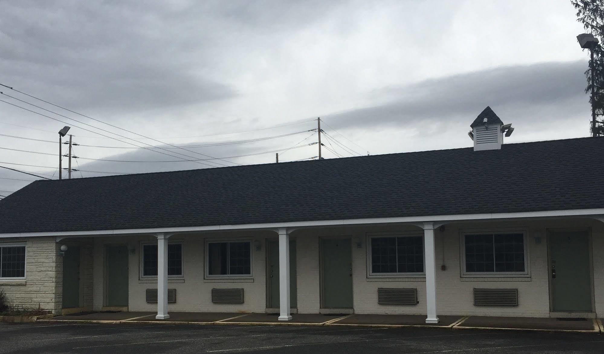 Track & Turf Motel Mount Laurel Luaran gambar
