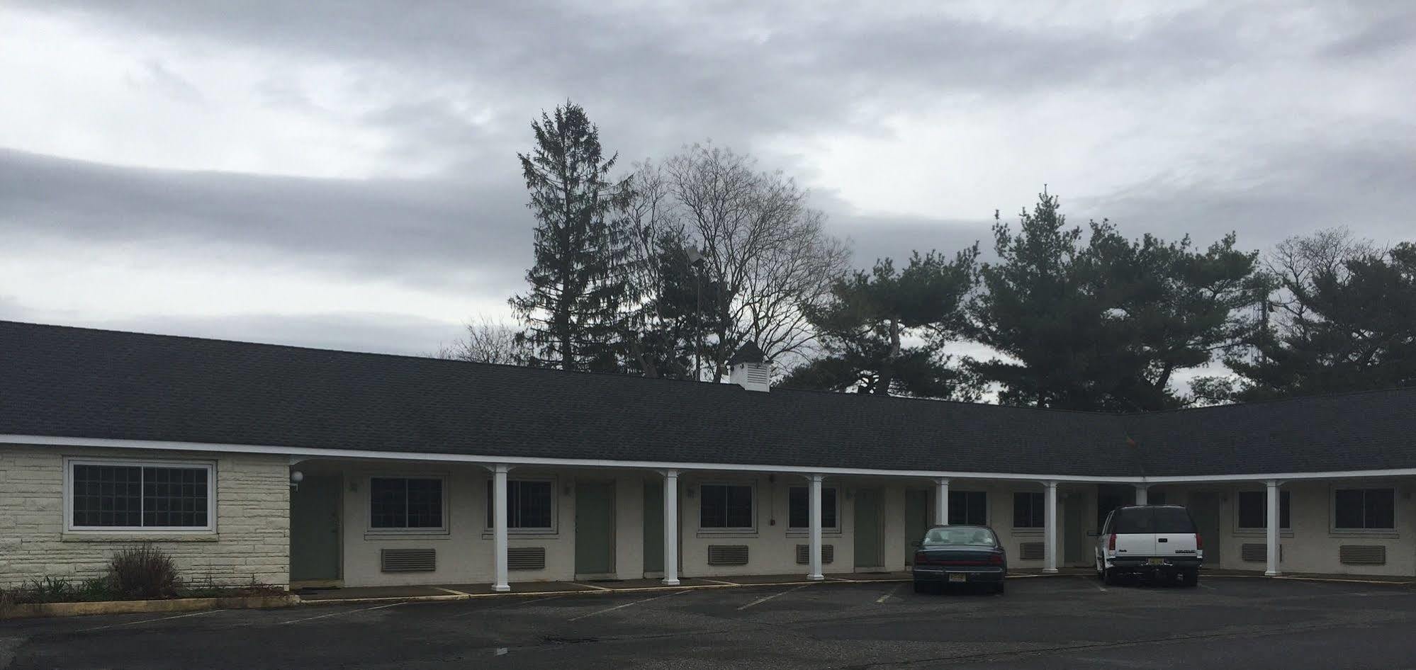 Track & Turf Motel Mount Laurel Luaran gambar
