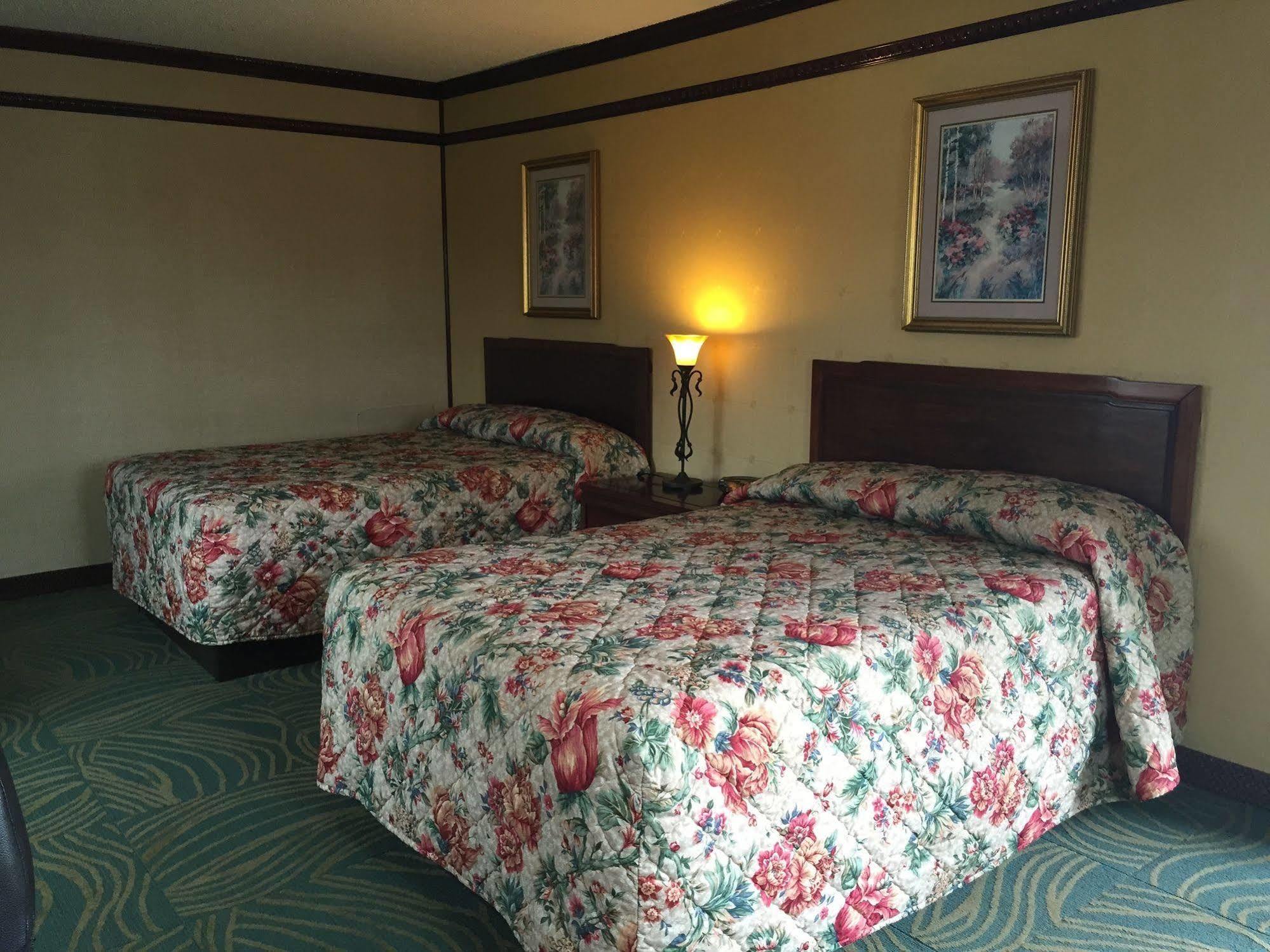 Track & Turf Motel Mount Laurel Luaran gambar
