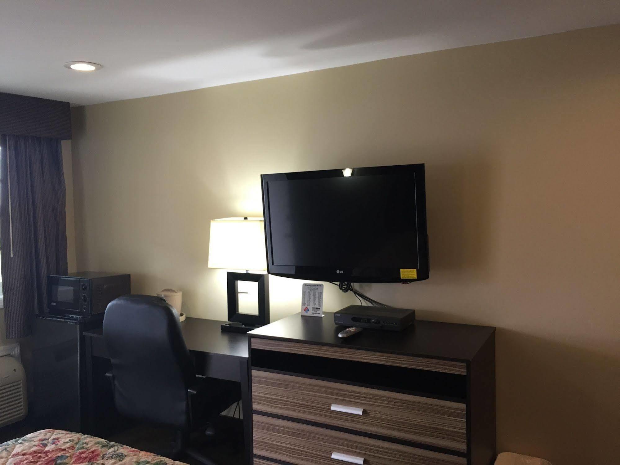 Track & Turf Motel Mount Laurel Luaran gambar